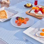 Samira & فندق 3*